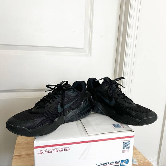 Nike Air Max Men's Black Athletic Sneakers 10 - Picture 5 of 16